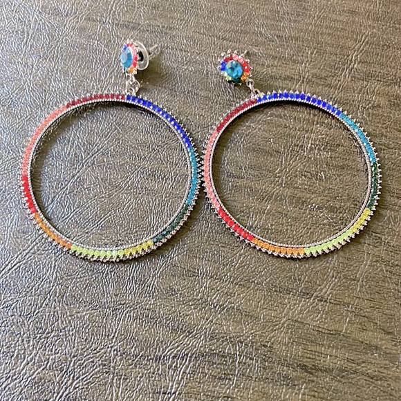 New Hoops Earrings Multicolored Stones Hoops Earrings - Picture 1 of 6